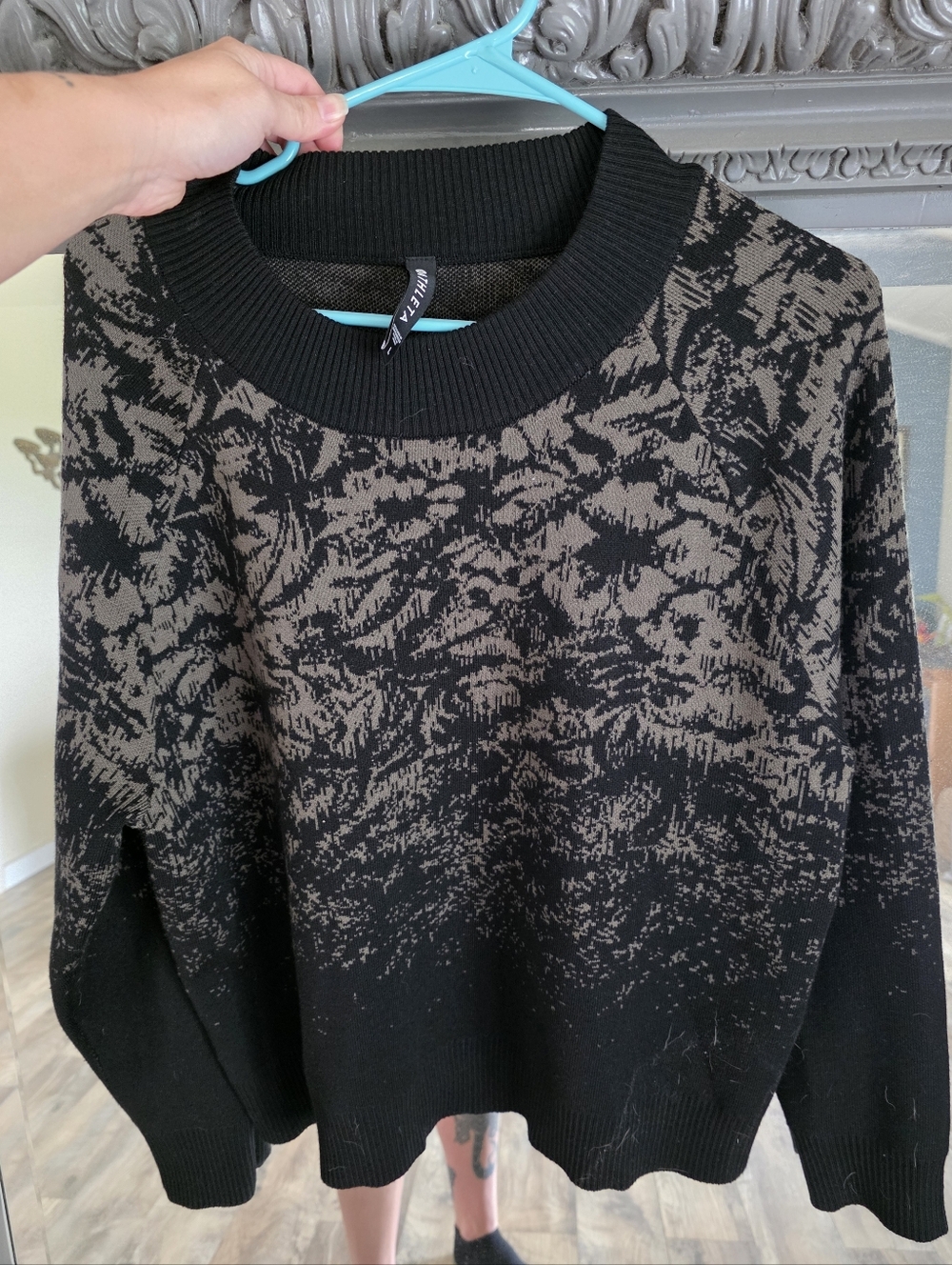 Athleta Black and Taupe Abstract Crewneck Sweater